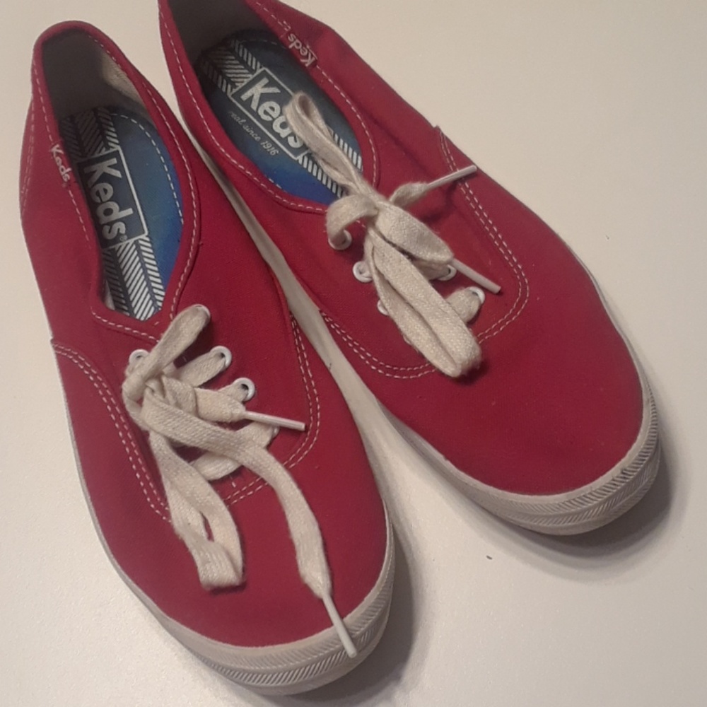Red keds